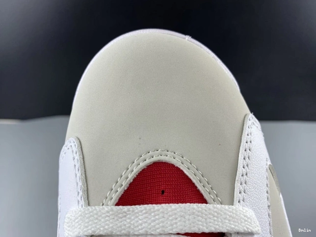 Bmlin 6 Air Jordan CT8529-062 Hare 0806